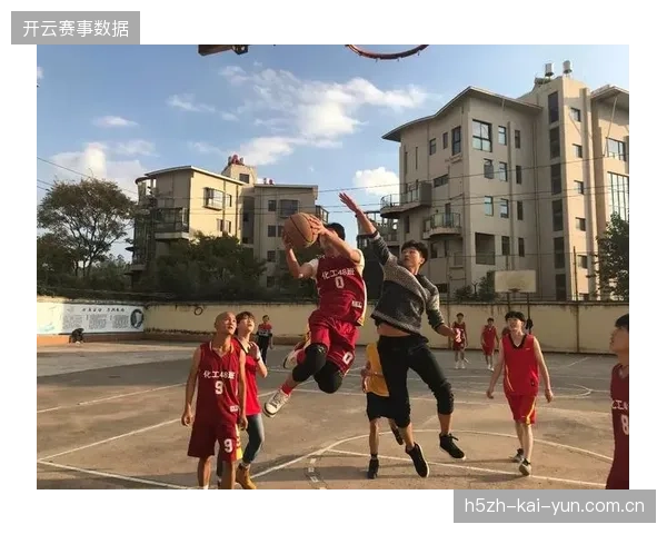 王哲林依靠高达67.2%的两分命中率，其进攻模式高度集中于篮下区域的终结